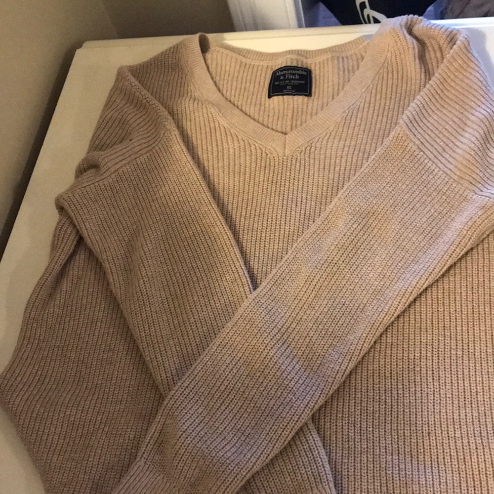Abecromie sweater